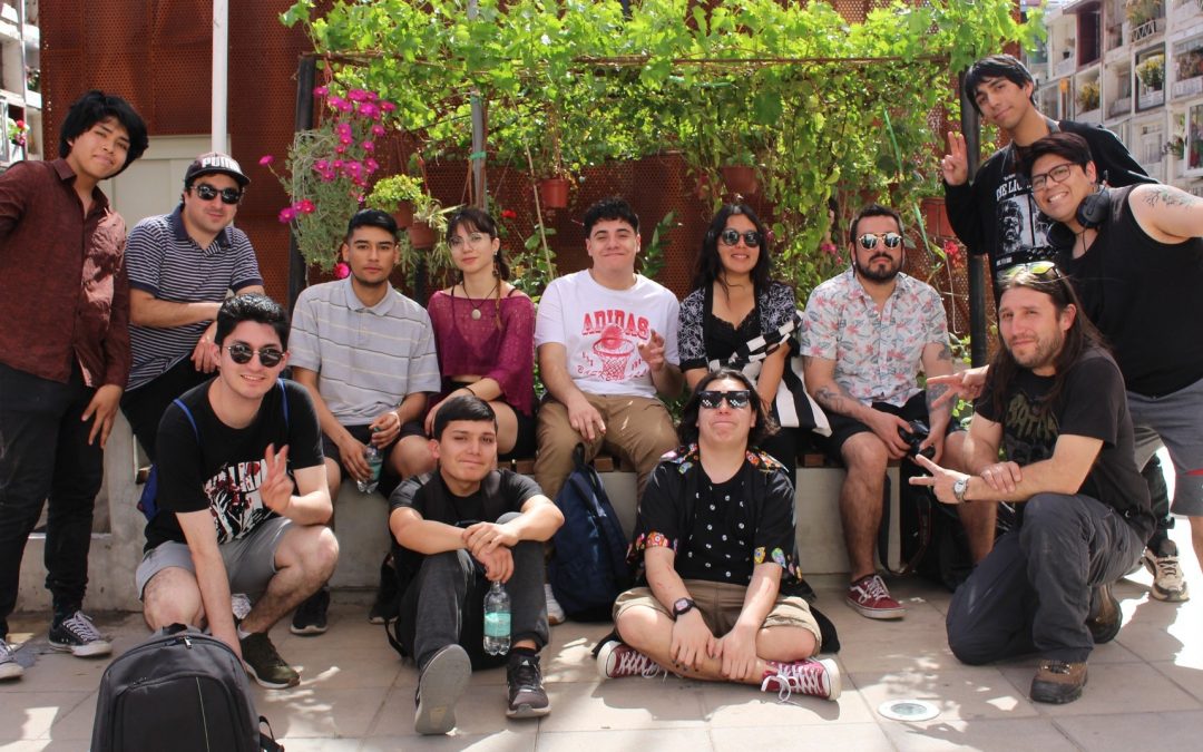 Proyecto Aquí Nos Vemos visita el Cementerio de Pudahuel